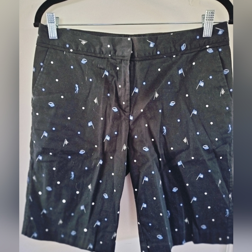 IZOD Golf Classics Stretch Black Bermuda Shorts With Blue Golf Print Pockets 6
